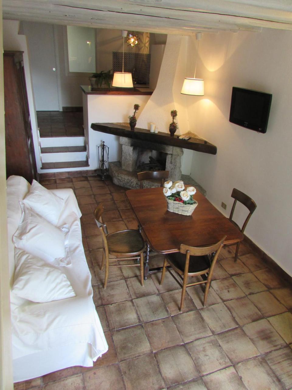 Rifugio Dei Tre Pini Guest House Castelmola Bagian luar foto