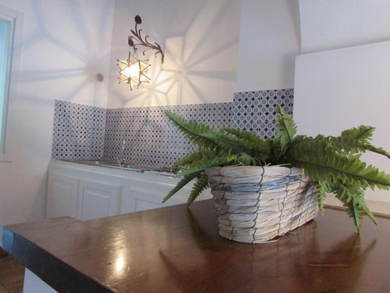 Rifugio Dei Tre Pini Guest House Castelmola Bagian luar foto